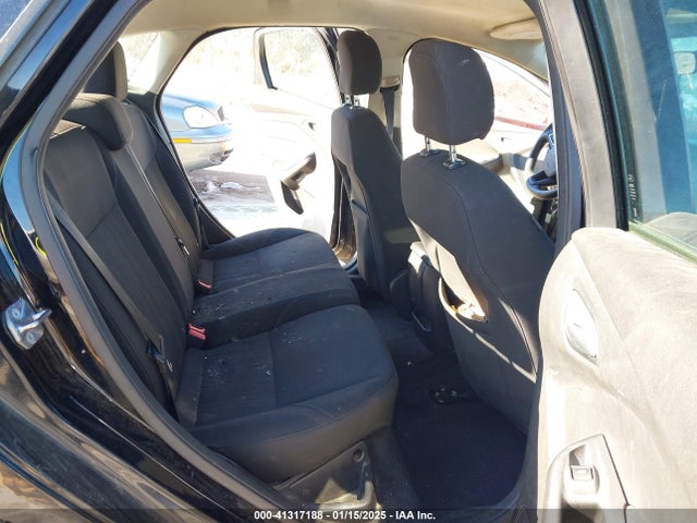 Ford FOCUS SE 2017 1FADP3K29HL290770 Image 8