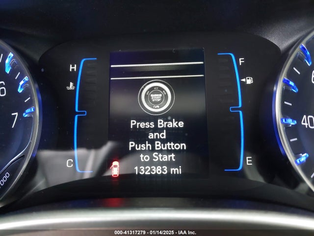 2C4RC1DGXMR530631 Chrysler Voyager Lxi