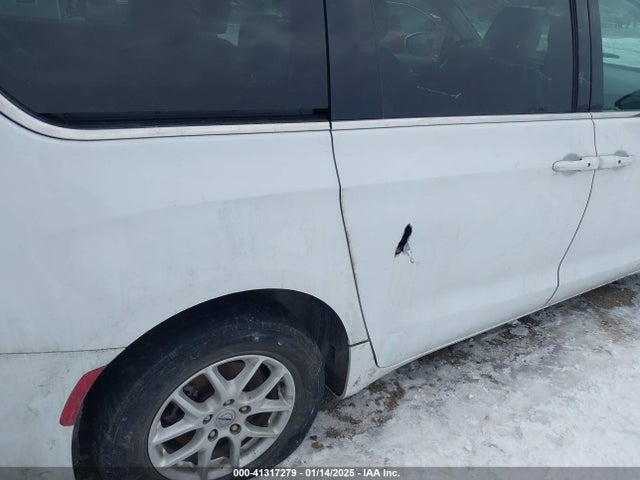 2C4RC1DGXMR530631 Chrysler Voyager Lxi