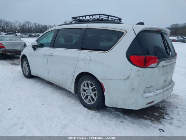 2021 CHRYSLER VOYAGER 2C4RC1DGXMR530631 Photo 2