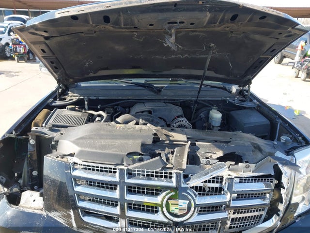 2011 CADILLAC ESCALADE ESV 1GYS3HEF1BR373097 Photo 9