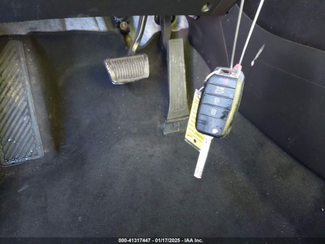 KNDJP3A56E7038665 KIA SOUL +
