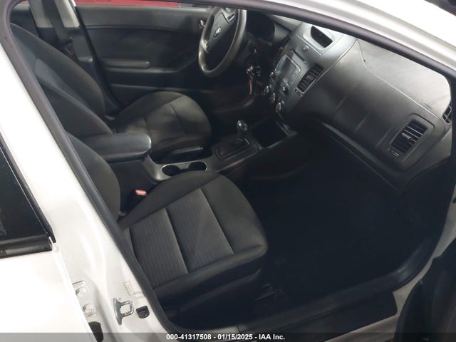 KIA FORTE LX 2016 KNAFX4A60G5479255 Image 5