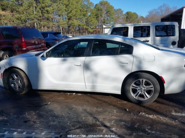 2C3CDXBG9NH239462 Dodge Charger Sxt Rwd