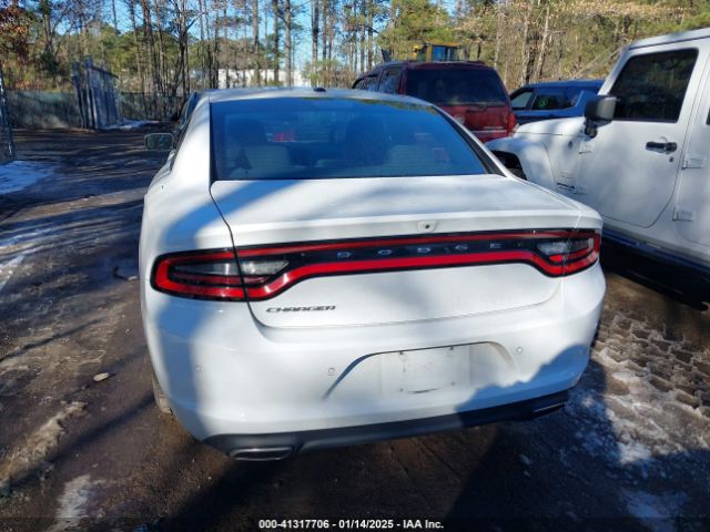 2C3CDXBG9NH239462 Dodge Charger Sxt Rwd