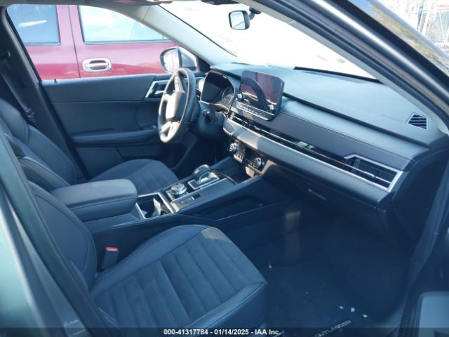 2024 MITSUBISHI OUTLANDER JA4J4VA85RZ029670 Photo 4