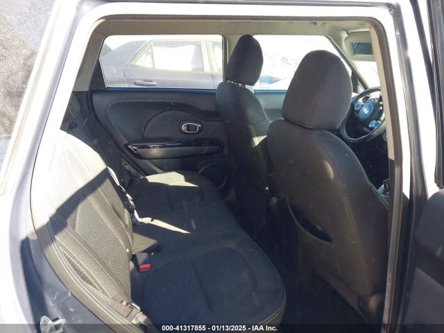 KNDJP3A54G7281183 KIA SOUL +