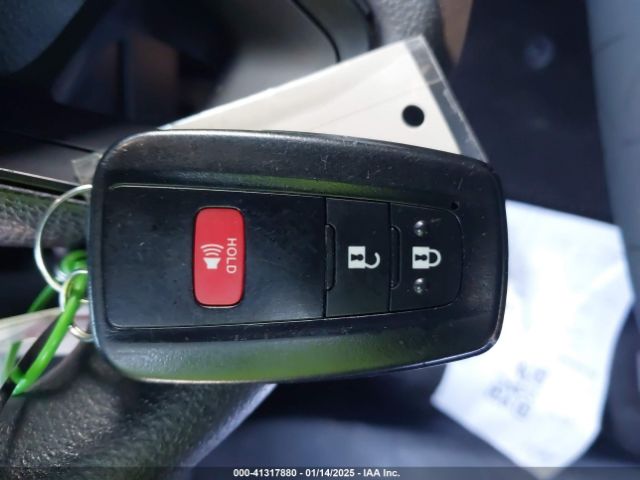 2T3W1RFV0PW286632 Toyota Rav4 Xle