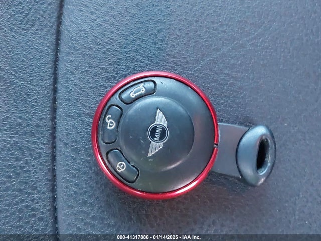 2010 MINI COOPER WMWMF3C50ATU79512 Photo 10