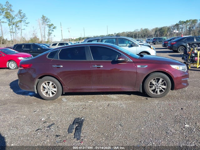 5XXGT4L38HG156722 KIA Optima Lx