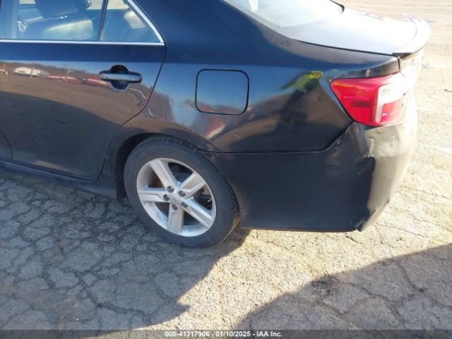 4T1BF1FK4EU752205 Toyota CAMRY SE