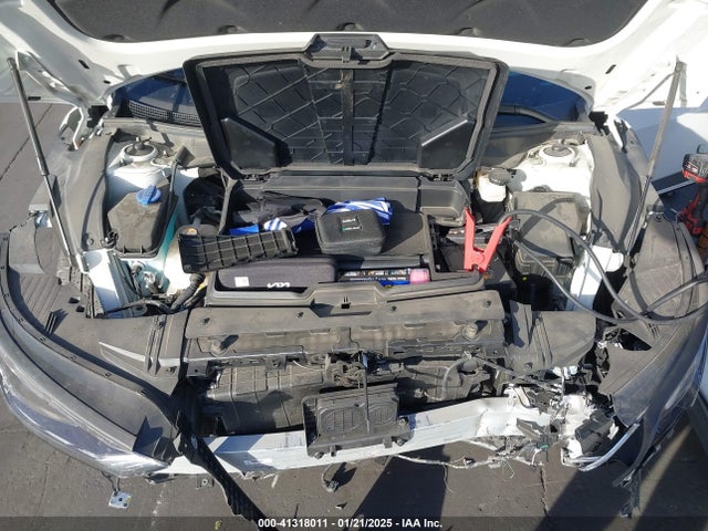 KIA EV6 LIGHT 2023 KNDC34LB1P5608728 Image 10