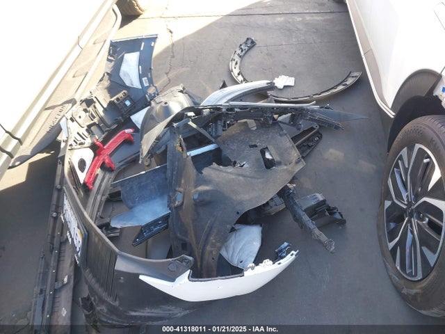 KIA EV6 LIGHT 2023 KNDC34LB1P5608728 Image 12