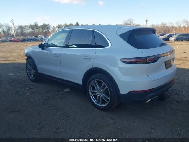 2019 PORSCHE CAYENNE WP1AA2AY8KDA09251 Photo 2