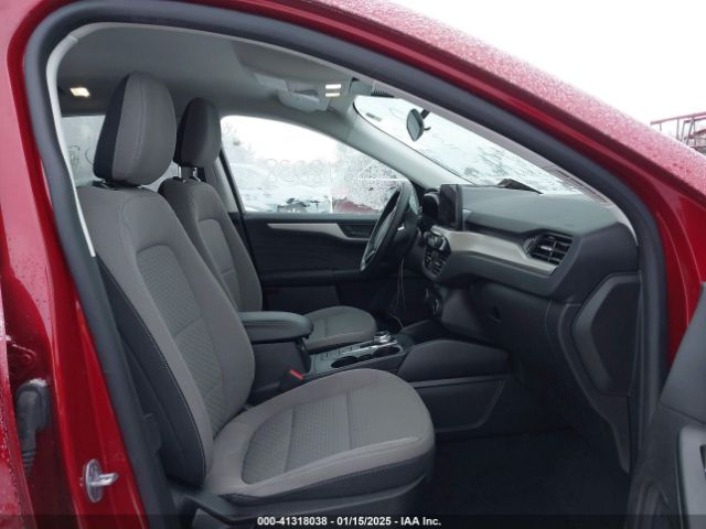 1FMCU0G69NUC00351 Ford ESCAPE SE