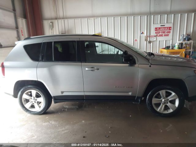 1C4NJDBBXGD518399 Jeep Compass Sport