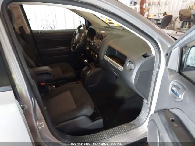 1C4NJDBBXGD518399 Jeep Compass Sport