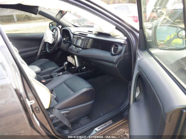 JTMNFREV2GJ100635 Toyota RAV4 SE