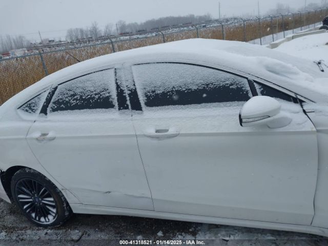 3FA6P0H93GR245495 Ford FUSION SE