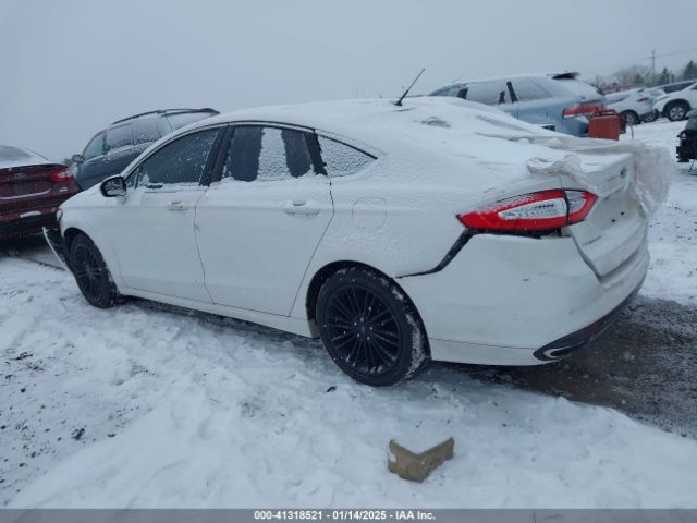 3FA6P0H93GR245495 Ford FUSION SE