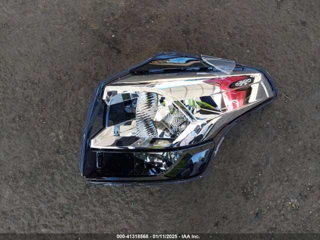 Toyota RAV4 LE 2017 JTMZFREV2HJ711817 Image 12