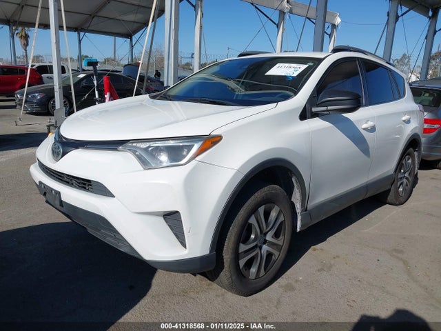 Toyota RAV4 LE 2017 JTMZFREV2HJ711817 Image 2
