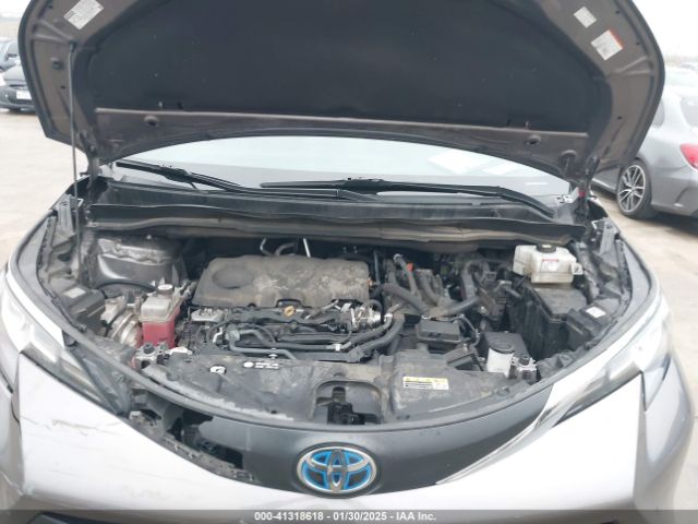 5TDYRKEC5NS109260 Toyota SIENNA XLE