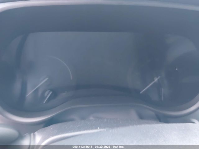 5TDYRKEC5NS109260 Toyota SIENNA XLE