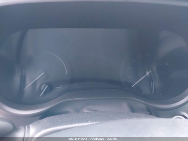 5TDYRKEC5NS109260 Toyota SIENNA XLE