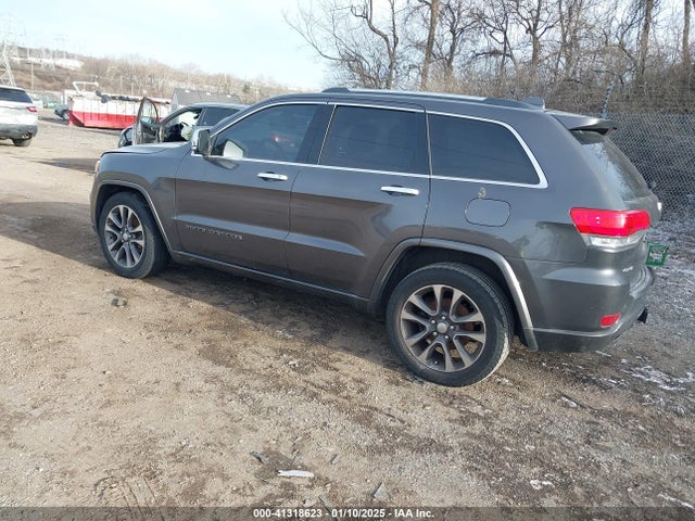 1C4RJFCG2HC739820 Jeep Grand Cherokee Overland 4x4