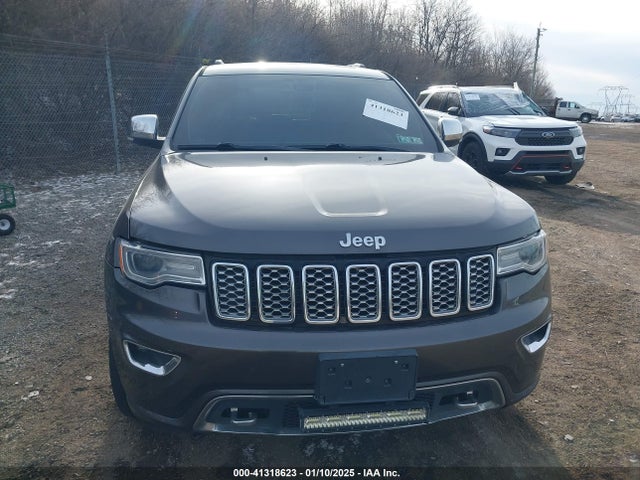 1C4RJFCG2HC739820 Jeep Grand Cherokee Overland 4x4