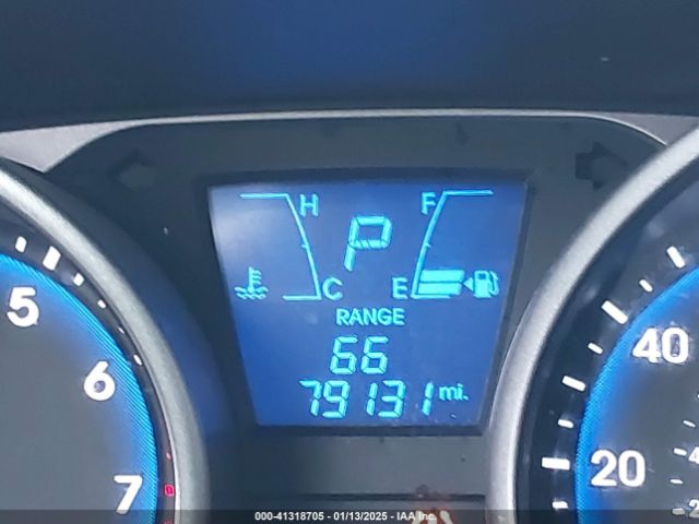 KM8JTCAF5FU099119 Hyundai TUCSON GLS