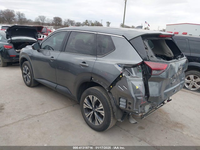 5N1BT3BA0PC875770 Nissan Rogue Sv Fwd