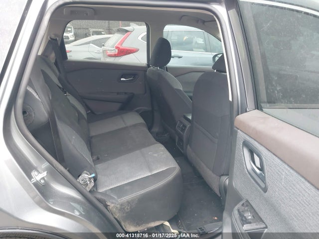 5N1BT3BA0PC875770 Nissan Rogue Sv Fwd