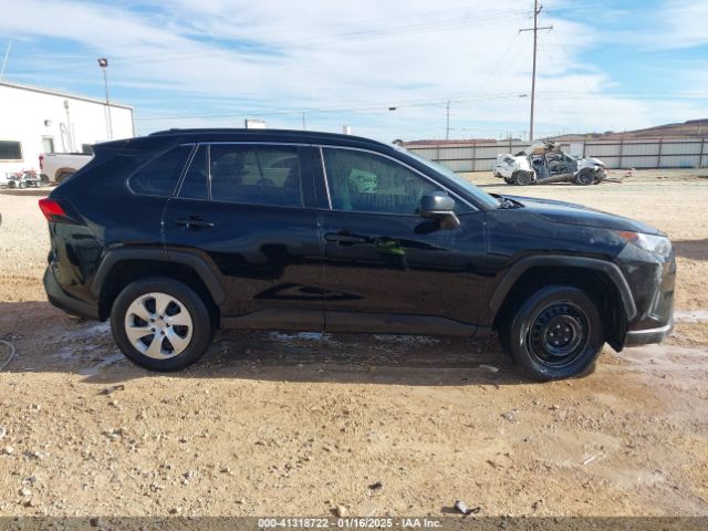 2T3H1RFVXMC160753 Toyota RAV4 LE