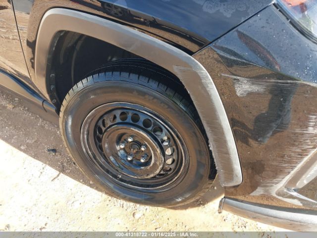 2T3H1RFVXMC160753 Toyota RAV4 LE