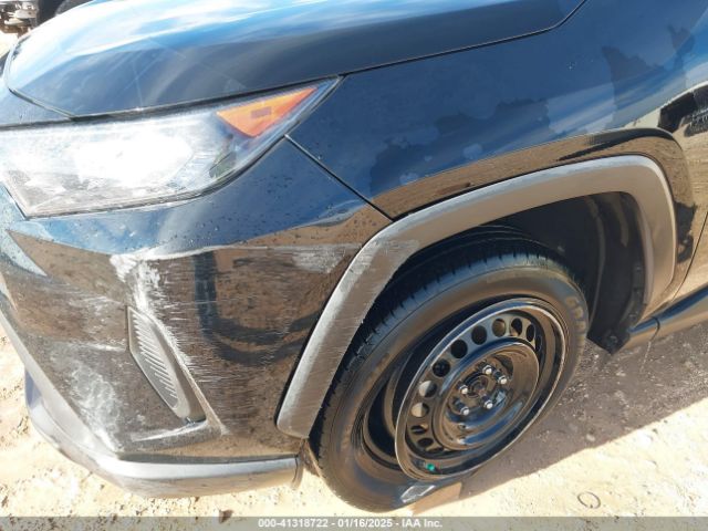 2T3H1RFVXMC160753 Toyota RAV4 LE