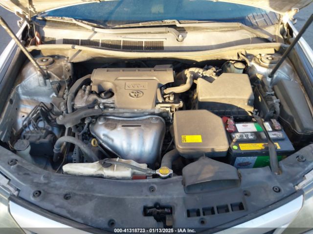 4T1BF1FK0EU824713 Toyota CAMRY SE