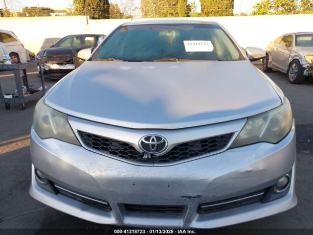 4T1BF1FK0EU824713 Toyota CAMRY SE