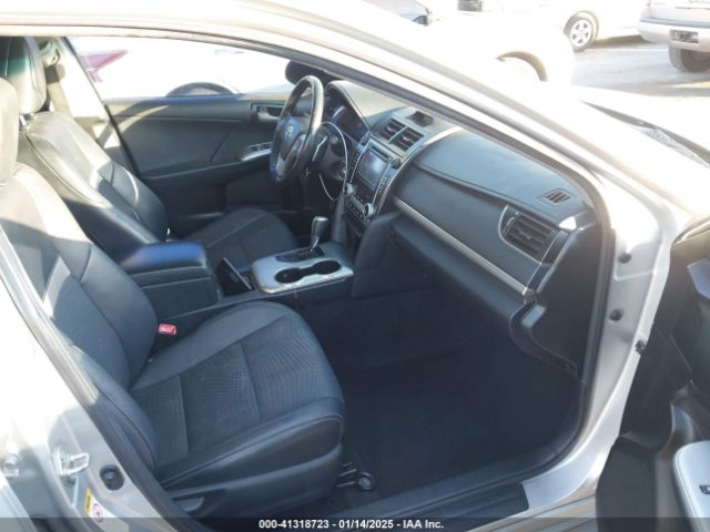 4T1BF1FK0EU824713 Toyota CAMRY SE