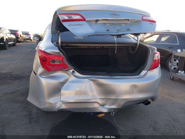 4T1BF1FK0EU824713 Toyota CAMRY SE