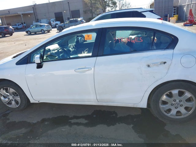 Honda Civic Lx 2015 19XFB2F50FE205935 Image 14
