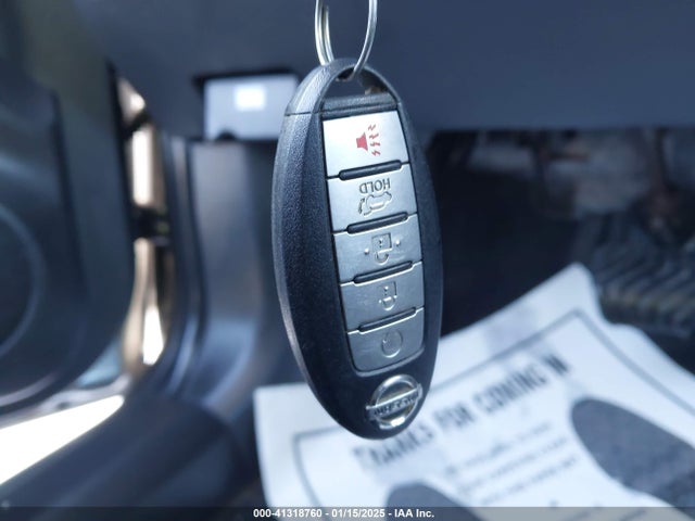 KNMAT2MV9JP591094 Nissan ROGUE SV
