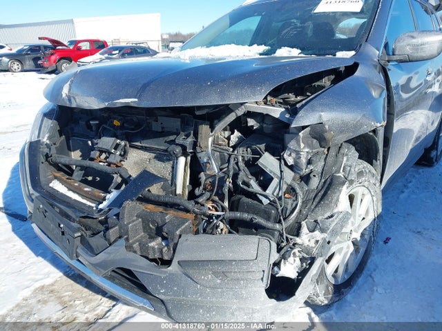 KNMAT2MV9JP591094 Nissan ROGUE SV