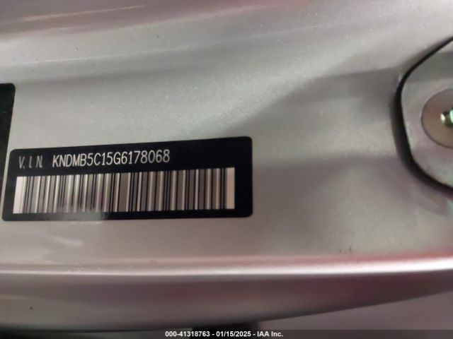 KNDMB5C15G6178068 KIA SEDONA LX