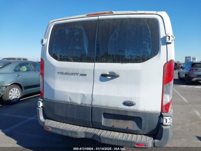 1FTNR1ZM1FKB02444 Ford Transit-250