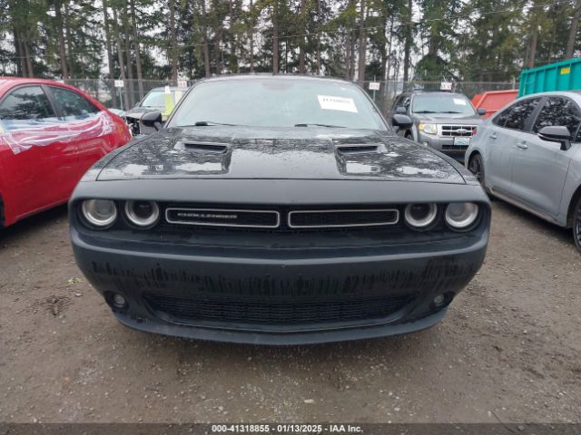 2C3CDZGG4HH581023 Dodge Challenger Gt