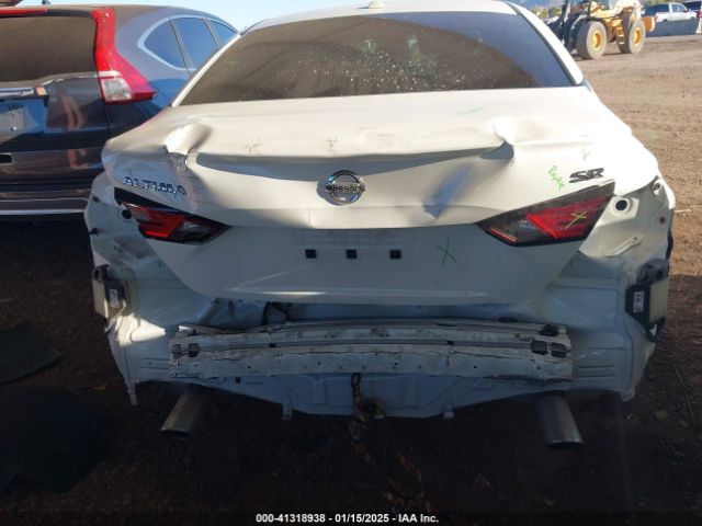 1N4BL4CV9NN356090 Nissan Altima
