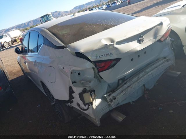 1N4BL4CV9NN356090 Nissan Altima