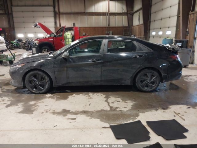 5NPLM4AG6MH031699 Hyundai ELANTRA SEL